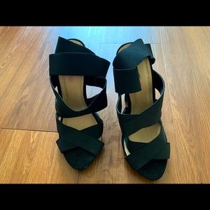 JustFab Shoes, US size 7. Gently worn.